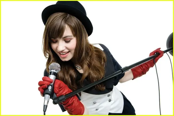 Demi in character as Sonny With A Chance